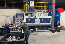 Demonstrating large shot blast machines under actual manufacturing conditions Walther Trowal