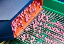 A new approach to deburring, surface smooting and polishing of metal components Walther Trowal Trennverfahren